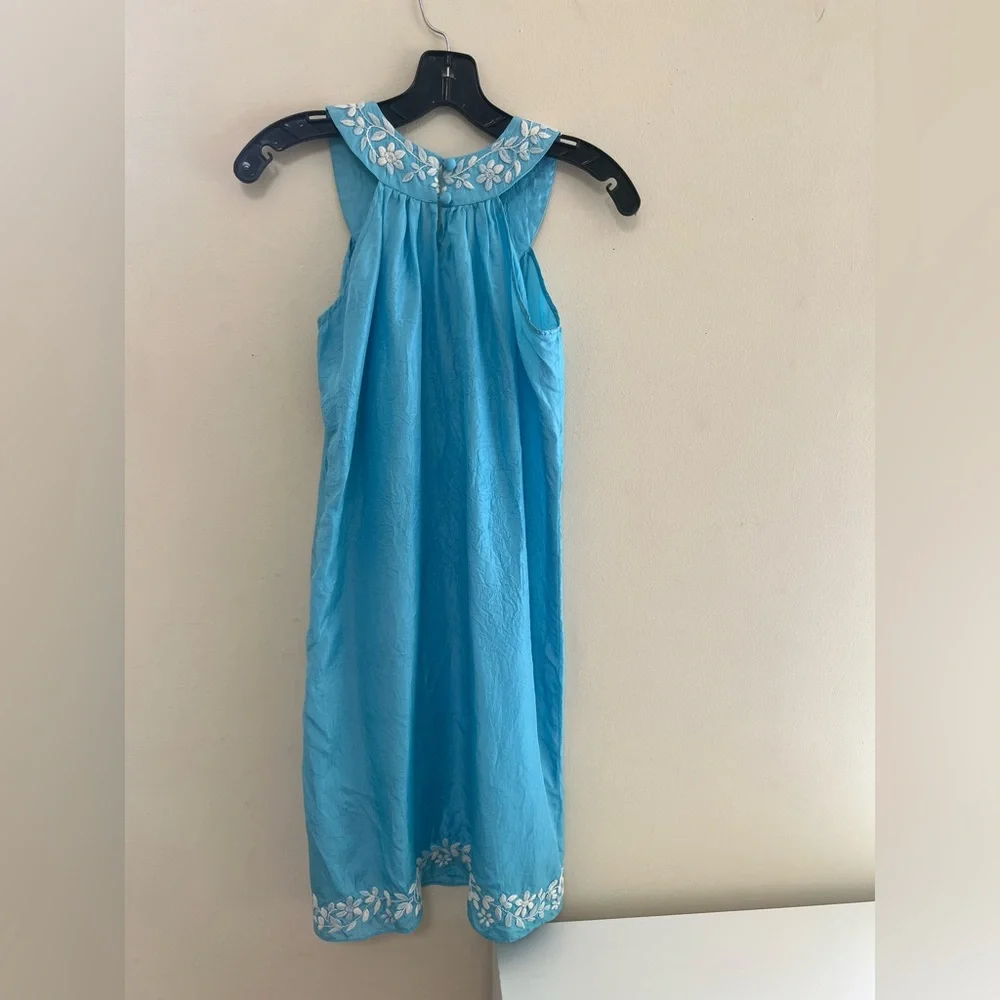 Blue Sleeveless Dress with White Embroidery by calypso st Barth - Picture 7 of 7